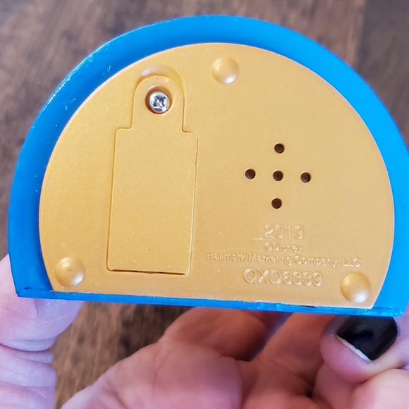 Little Mermaid Ornament 2019 - Picture 4 of 5